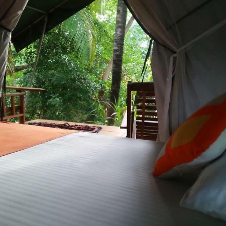 Makulu Safari Camping 우다왈라웨 외부 사진