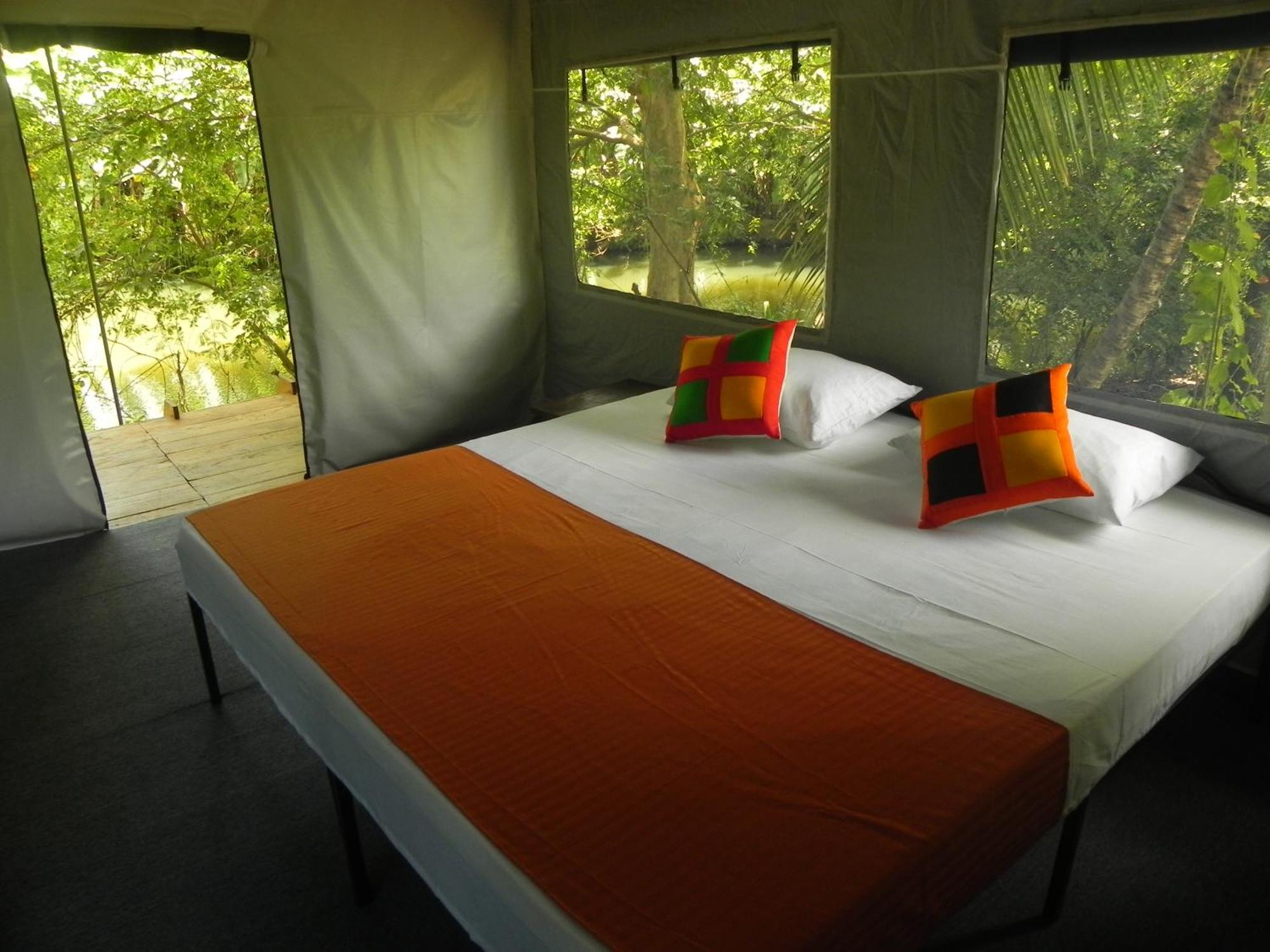 Makulu Safari Camping 우다왈라웨 외부 사진