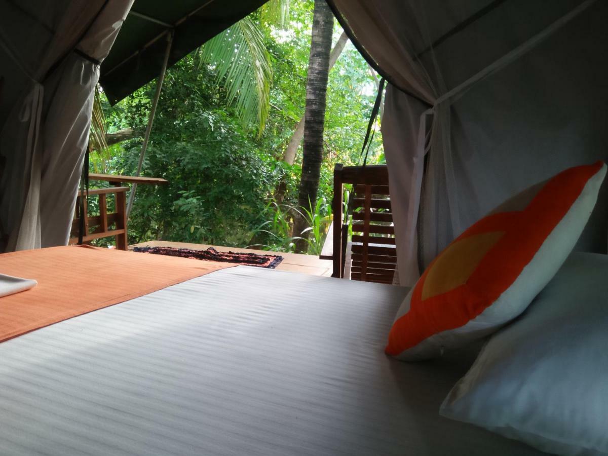 Makulu Safari Camping 우다왈라웨 외부 사진